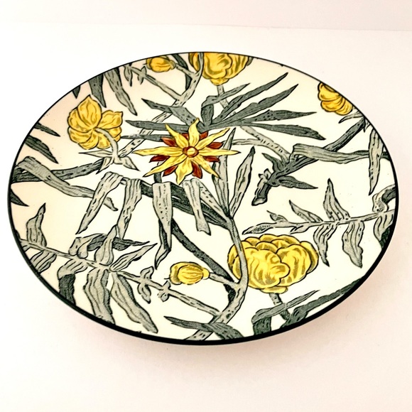 Tiffany & Co. Yellow Flowers Salad Plate, Made by MASON'S ® - Picture 14 of 15